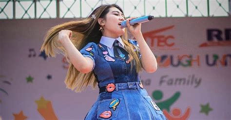 Via vallen menjadi salah satu penyanyi yang akan tampil di asian games 2018. Kumpulan Foto Via Vallen Terbaru dan Biodata Via Vallen ...