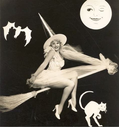 Pin By Spookyone1031halloweenhoarder On Witches Vintage Halloween