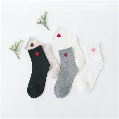 2019 New Fashion Harajuku Women Cotton Long Socks Japanese Novelty Love Heart Pattern Socks