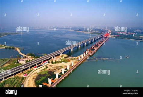 Tianjin Grand Bridge China Hi Res Stock Photography And Images Alamy