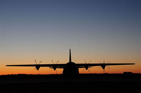 Why The C 130 Is Such A Badass Plane C 130 C 130 Hercules Fighter
