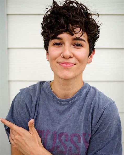 Stylish Tomboy Haircuts For Curly Hair