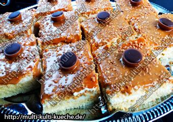 Discover the unique combination of hazelnut, creamy nougat, caramel and chocolate. Toffifee Kuchen - multi-kulti-kueche.de