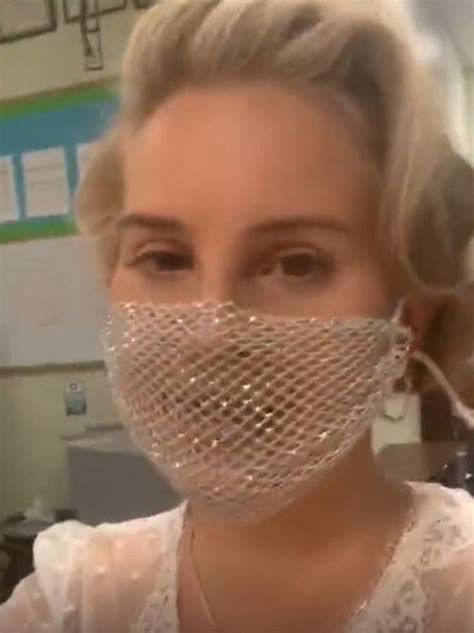 Lana Del Rey Slammed For Wearing Ridiculous Mesh Face Mask To Meet Fans Au