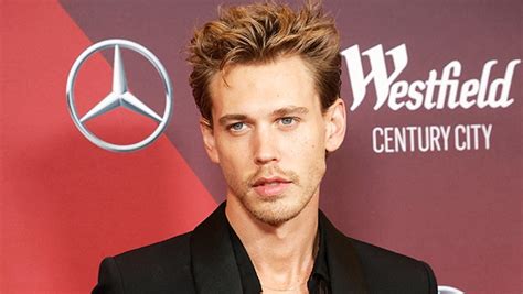Austin Butler Looks Unrecognizable Completely Bald As Feyd Rautha In