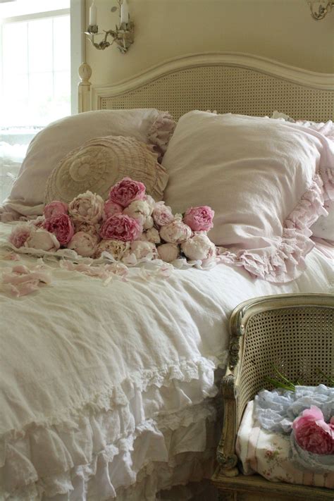 Beautiful Shabby Chic Bedrooms Design Corral
