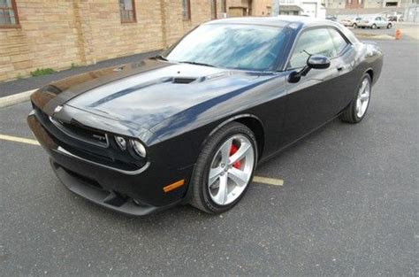 Find Used 2009 Dodge Challenger Srt8 Black 6 Speed Loaded 61l 6 Speed In Mason Ohio