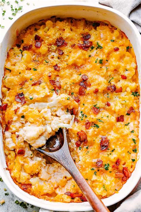 The secret to a good, baked macaroni and cheese is a crispy top that covers a soft, creamy bottom. Keto Mac and Cheese Recipe | Easy Low Carb Dinner Idea!