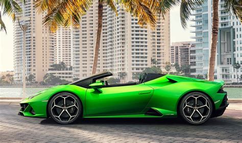 It's good for 610ps and 560nm, all of which drive the rear. Lamborghini Huracan EVO Spyder revealed | PerformanceDrive