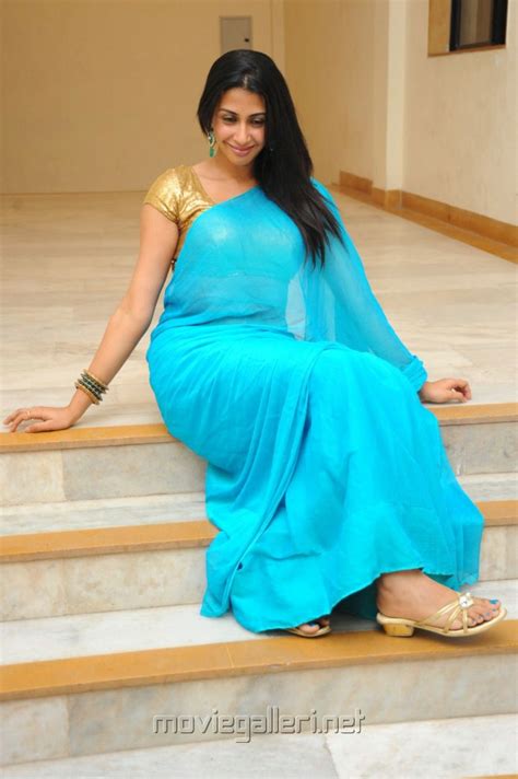 Gayatri Iyer Hot In Blue Saree Photo Shoot Stills New Movie Posters