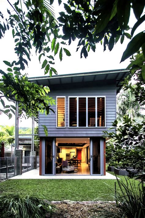 Passively Cooled Home In A Tropical Garden Setting Architropics