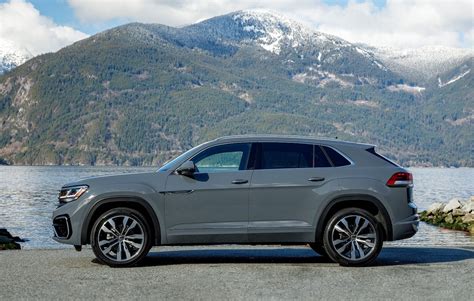 First Drive 2020 Volkswagen Atlas Cross Sport The Detroit Bureau