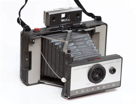 vintage polaroid 103 automatic instant film folding land camera made in usa 1960s fully