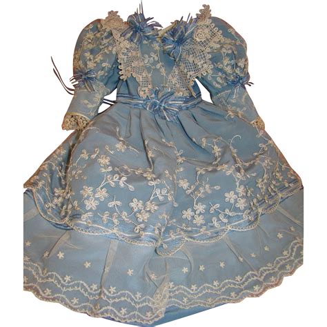 lovely vintage dress for approximately 20 inch doll ecru netting scalloped lace over powder