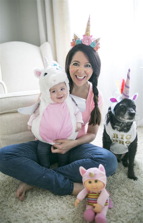 √ Matching Mother Daughter Halloween Costumes