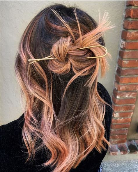 Click And See The Coolest Easy Updos For Medium Hair You Can Try Out At