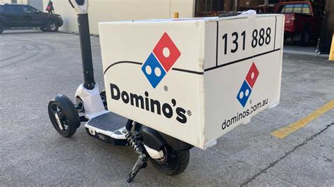 Zero Emissions Pizza Dominos Trials Electric Delivery Vehicles In