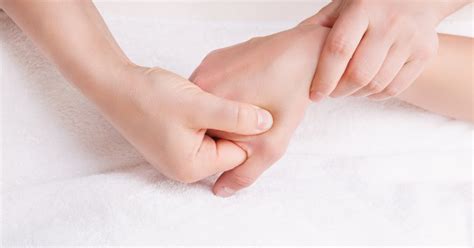 Hand Massage Instructions Livestrongcom