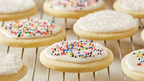King arthur flour is higher protein which produces slightly. Pillsbury Christmas Cookies Walmart : Pillsbury Funfetti ...