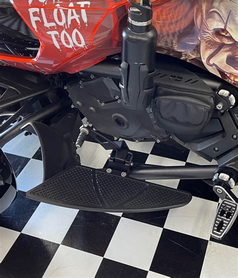 Can Am Spyder F3 Black Dymond Gripper Floorboards For Oem Peg Mount