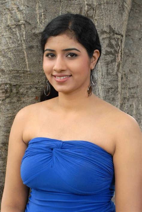 She has portrayed both glam costumes and traditional dresses. choosing wallpaper: Hot Telugu Actress Sushma Beautiful Wallpapers ,Photos,Images, Pictures,Stills