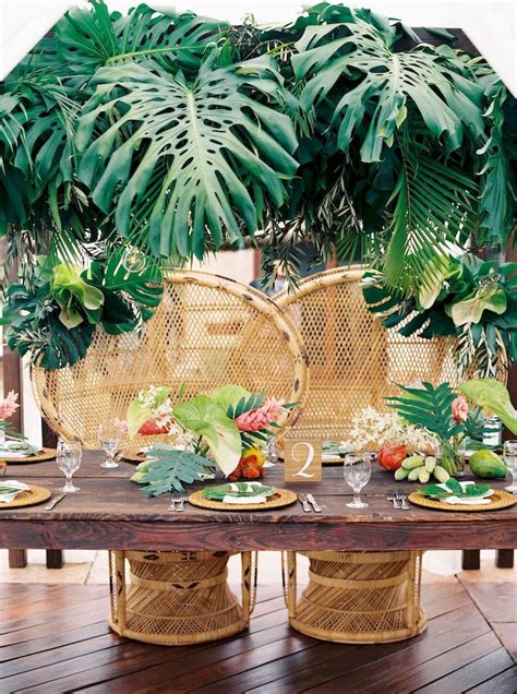 Cool 115 Romantic Tropical Wedding Ideas Reception Centerpiece