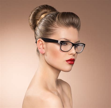 Beauty Hacks For People With Glasses Fashion Gone Rogue