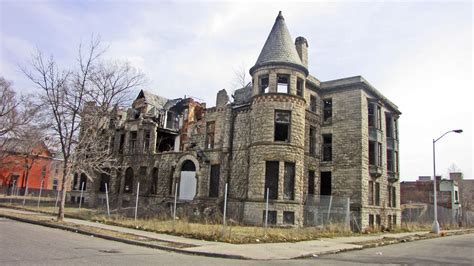 Abandoned Mansions Detroit Michigan