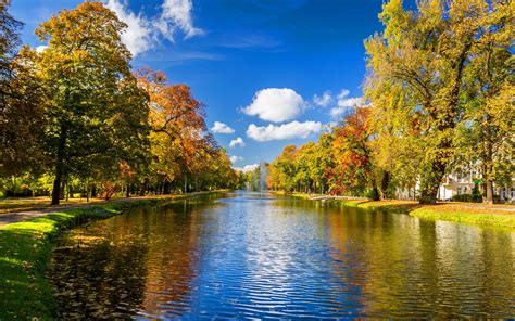 Download free desktop wallpapers and pictures images for family viewing, the most popular topics: 34+ Autumn wallpapers ·① Download free stunning wallpapers ...