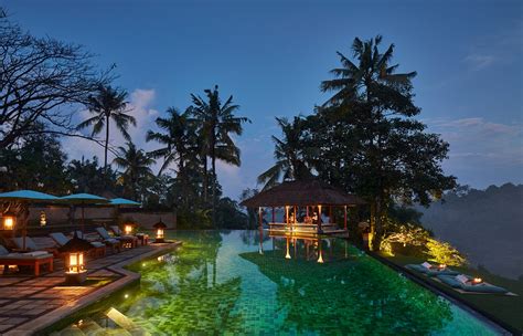 Amandari Ubud Bali Indonesia • Luxury Hotel Review By Travelplusstyle