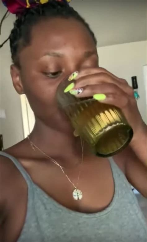 Woman Drinks Her Own Pee Everyday For Years And Says It S Life Changing
