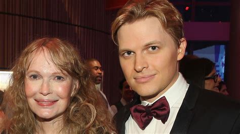 Woody Allens Son Ronan Farrow Says He Understood Abuse Of Power