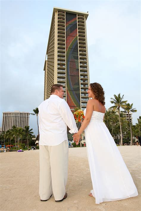 Bridal Dream Hawaii Wedding Blog Hilton Rainbow Tower