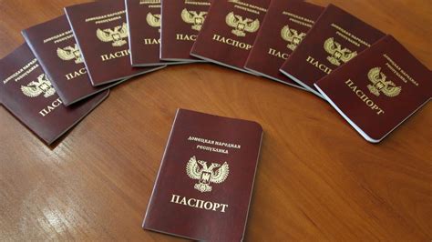 Ukraine Backs More Sanctions Against Russia In Passport Spat