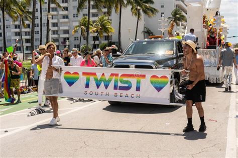 festival anual del orgullo y desfile en la playa sur de miami imagen editorial imagen de