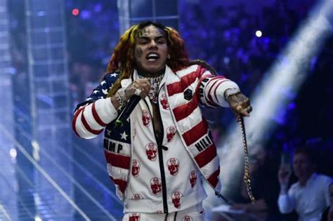 tekashi 6ix9ine debuts a brand new hairstyle will he ditch his rainbow colored hair
