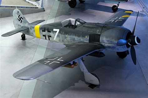 Focke Wulf Fw 190 — Wikipédia