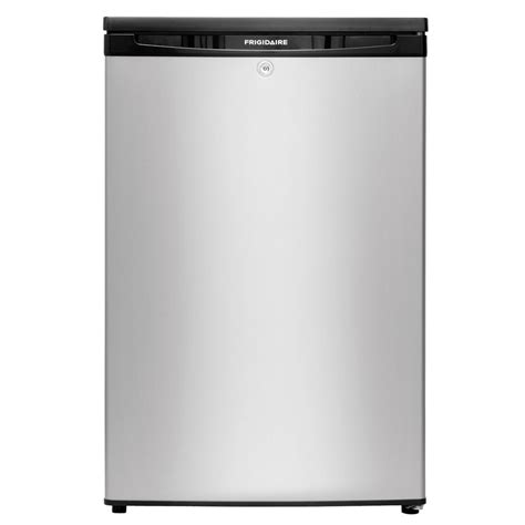 The external temperature control makes it easy and efficient to operate because you can make temperature adjustments without opening the lid. Frigidaire 4.5-cu ft Freestanding Mini Fridge Freezer ...