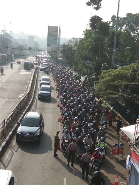 Hari Kedua Psbb Kota Bandung Sekda Kesadaran Masyarakat Masih Rendah