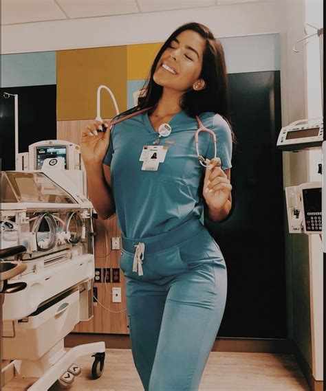 Pinterest Alyssaaguilarr Nursing Clothes Nurse Outfit Scrubs