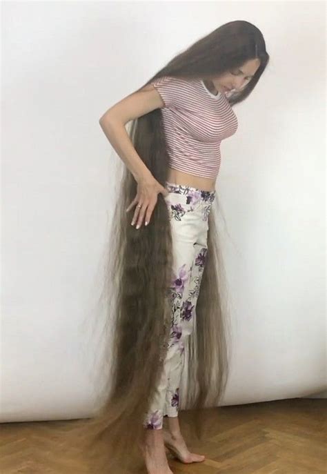 These women with tremendous locks in the best long hairstyles prove it. VIDEO - Floor length hair love | Long hair styles, Hair ...