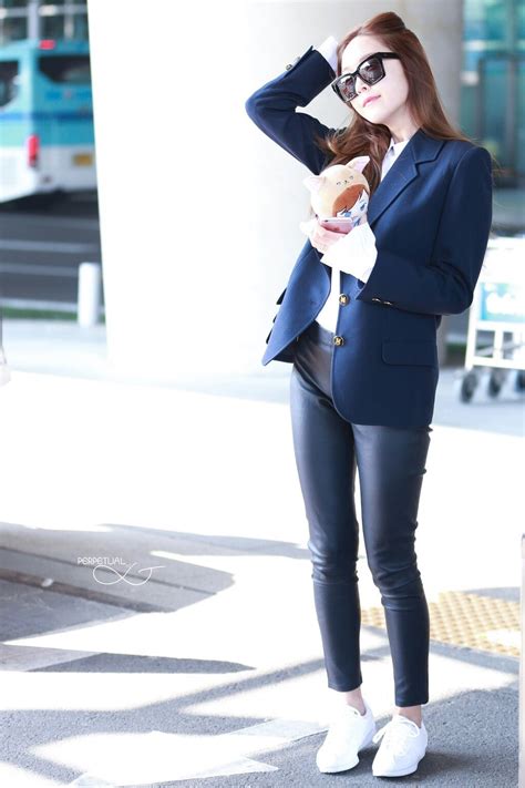 Snsd Jessica Jung Airport Fashion Style  한국 스타일 패션 스타일 공항 복장