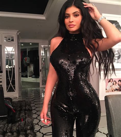 Kylie Jenner Sexy 17 Photos TheFappening