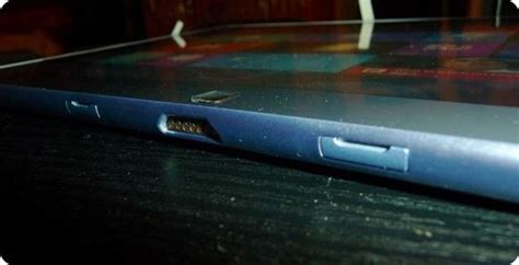 The other issue was the keyboard missed types too often, and then finally the cheaply made plasticy keyboard dock was really cheap. Samsung ATIV Smart PC 500T Review