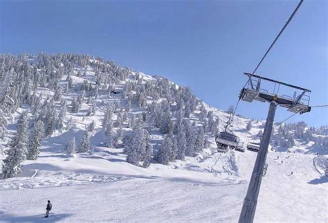 Österreich), officieel de republiek oostenrijk (duits: Eerste sneeuw op Oostenrijkse pistes