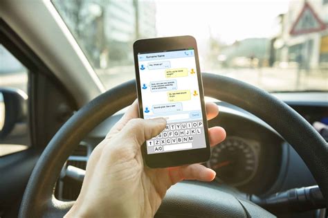 6 Tips To Help You Avoid Being Distracted While Driving | The Clark Law ...