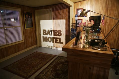 Sxsw Game Of Thrones And Bates Motel Host Activiations At Austin