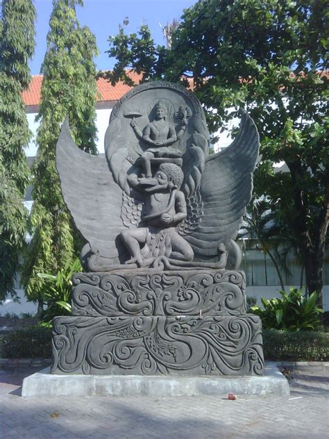 Kerajaan Kediri - Peninggalan, Sejarah, Letak, Masa Kejayaan, Prasasti