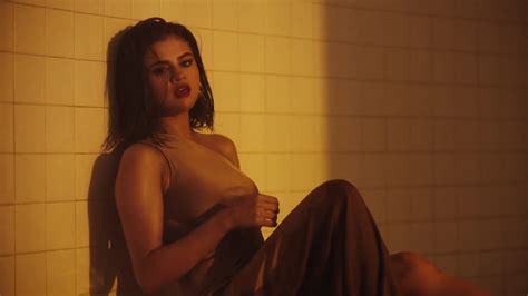 Selena Gomez Sexy Wolves 2017 1080p Thefappening