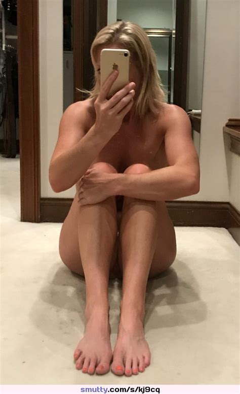 Naked Amateur Milf Selfie In The Mirror Blonde Mom